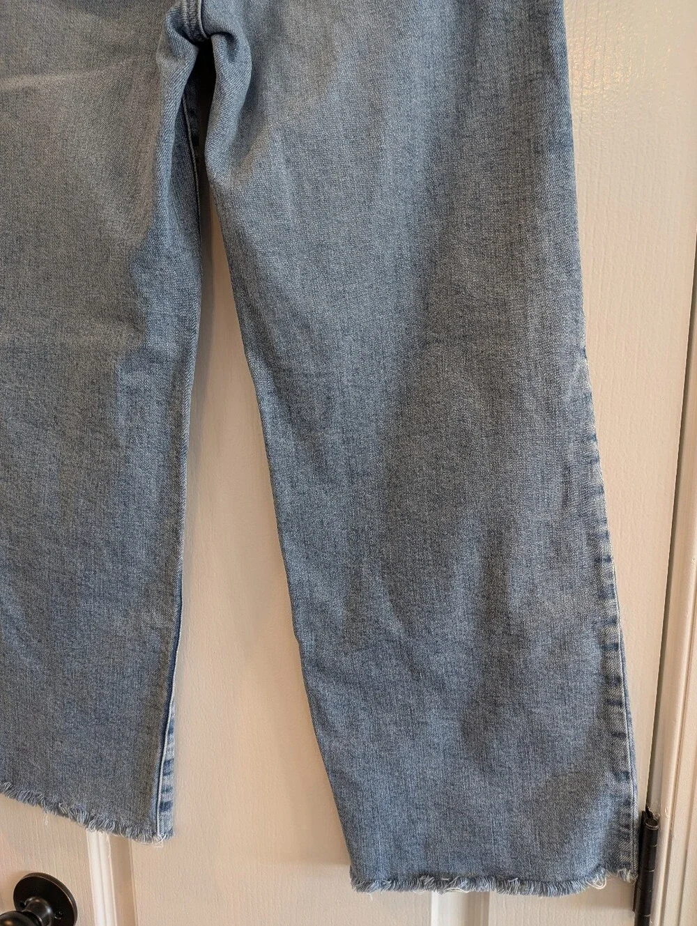 AG Saige Wide Leg Crop High Rise Jeans Eclipsed Blue Light Wash Denim Size 25